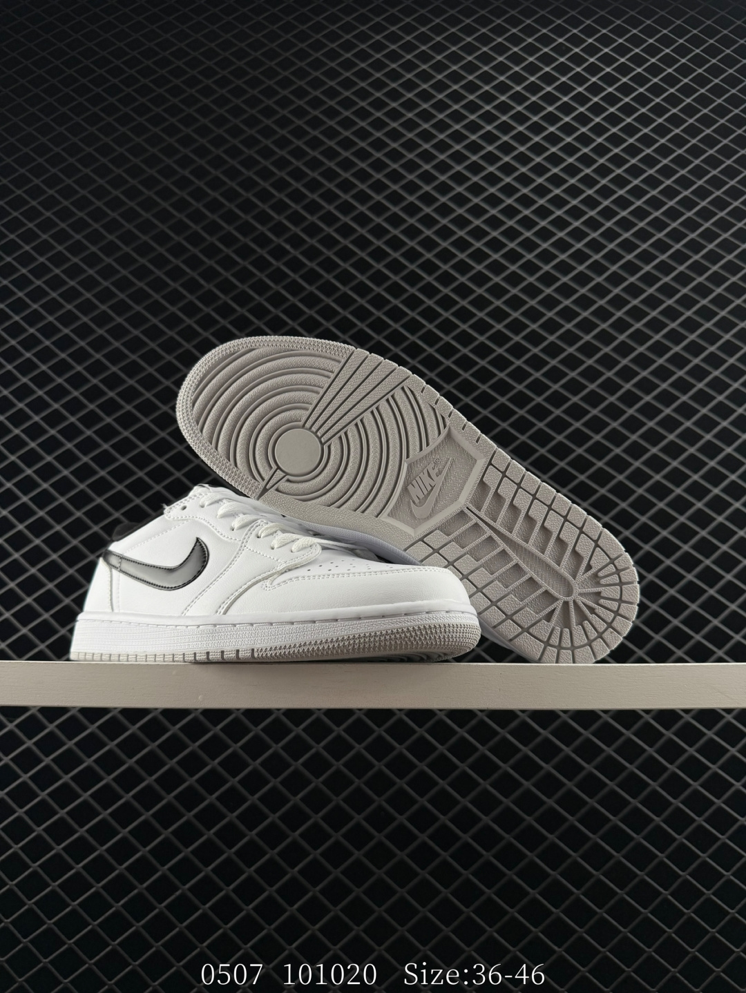 Nike Air Jordan 1 Retro Low GS AJ1